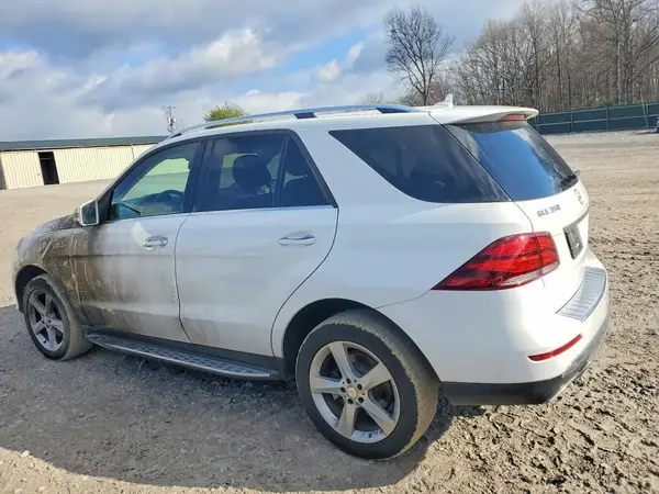 4JGDA5HB2GA751862 2016 MERCEDES-BENZ GLE - Image 2