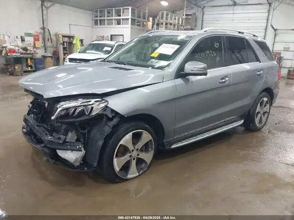 4JGDA5HB2GA766460 2016 MERCEDES-BENZ GLE - Image 2