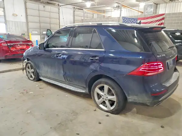 4JGDA5HB2GA780813 2016 MERCEDES-BENZ GLE - Image 2