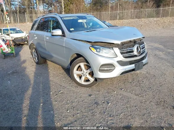 4JGDA5HB2GA785333 2016 MERCEDES-BENZ GLE - Image 1