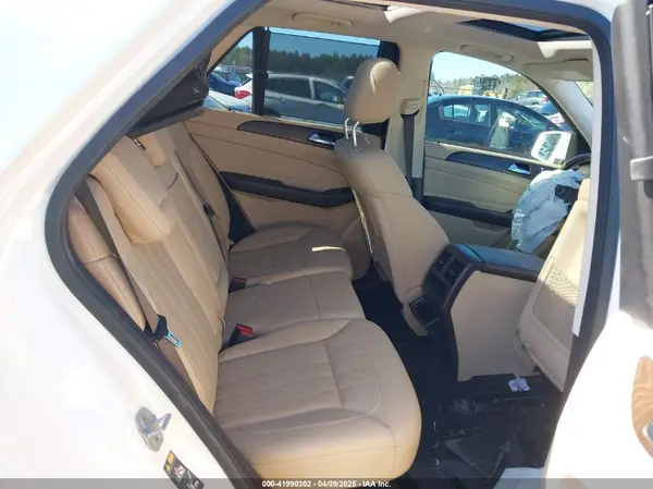 4JGDA5HB2HA814167 2017 MERCEDES-BENZ GLE - Image 8