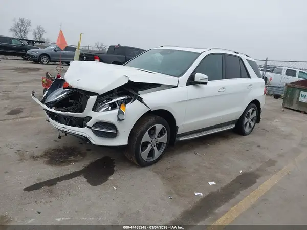 4JGDA5HB2HA814279 2017 MERCEDES-BENZ GLE - Image 2