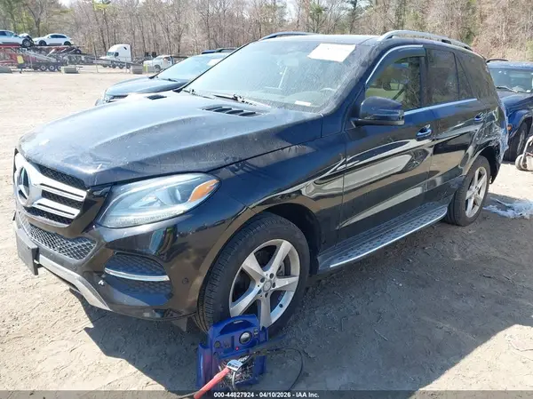 4JGDA5HB2HA866110 2017 MERCEDES-BENZ GLE - Image 2