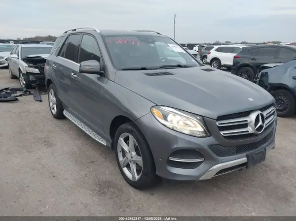4JGDA5HB2HA887720 2017 MERCEDES-BENZ GLE - Image 1