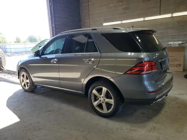 4JGDA5HB2HA889645 2017 MERCEDES-BENZ GLE - Image 2