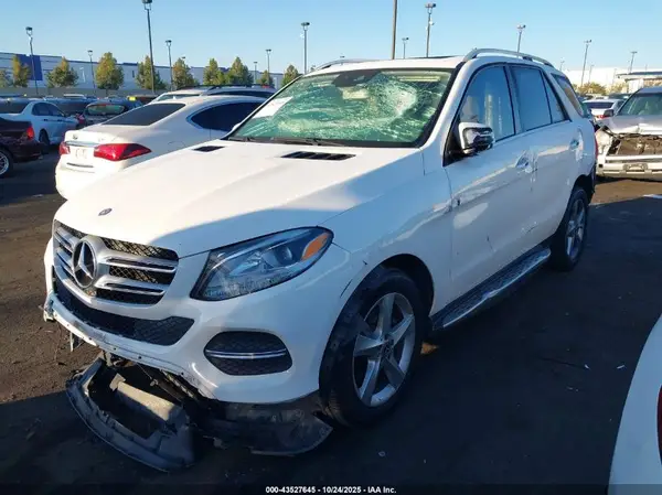 4JGDA5HB2HA907531 2017 MERCEDES-BENZ GLE - Image 2
