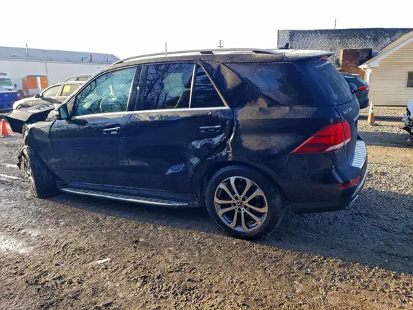 4JGDA5HB2HA912566 2017 MERCEDES-BENZ GLE - Image 2