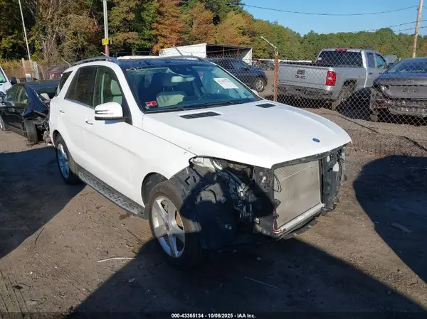 4JGDA5HB2HA917184 2017 MERCEDES-BENZ GLE - Image 1