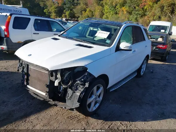 4JGDA5HB2HA917184 2017 MERCEDES-BENZ GLE - Image 2