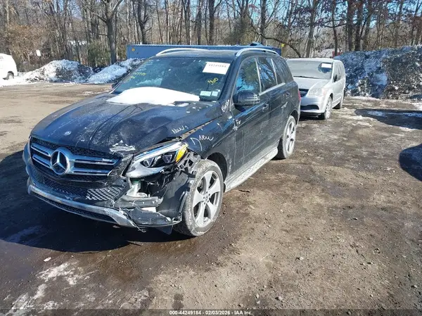4JGDA5HB2HA922305 2017 MERCEDES-BENZ GLE - Image 2