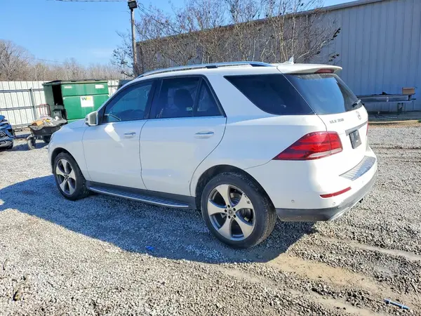 4JGDA5HB2HA922515 2017 MERCEDES-BENZ GLE - Image 2