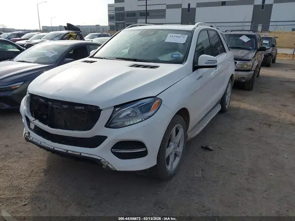 4JGDA5HB2HA943364 2017 MERCEDES-BENZ GLE - Image 2