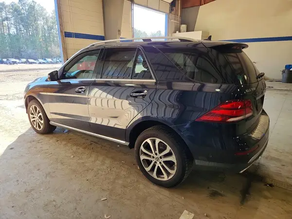 4JGDA5HB2HA955756 2017 MERCEDES-BENZ GLE - Image 2