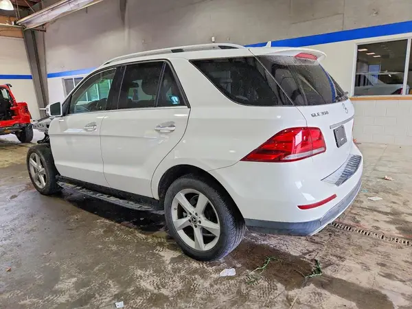 4JGDA5HB2HA969284 2017 MERCEDES-BENZ GLE - Image 2