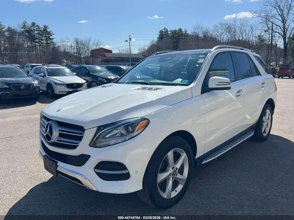4JGDA5HB2JB010385 2018 MERCEDES-BENZ GLE - Image 2
