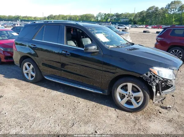 4JGDA5HB2JB036484 2018 MERCEDES-BENZ GLE - Image 1