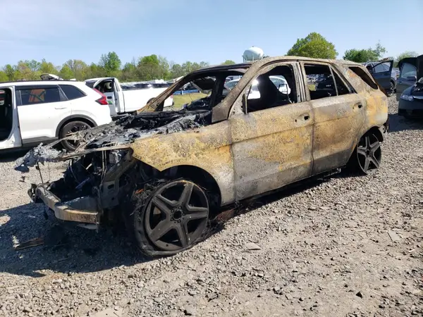 4JGDA5HB2JB060851 2018 MERCEDES-BENZ GLE - Image 1