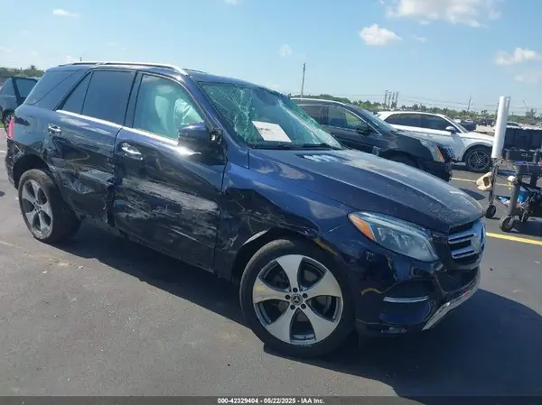 4JGDA5HB2JB067654 2018 MERCEDES-BENZ GLE - Image 1