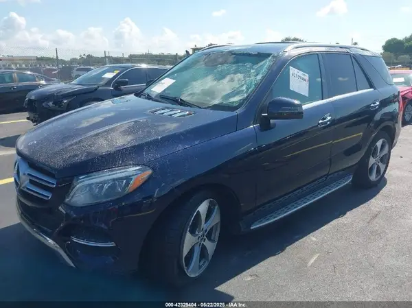 4JGDA5HB2JB067654 2018 MERCEDES-BENZ GLE - Image 2