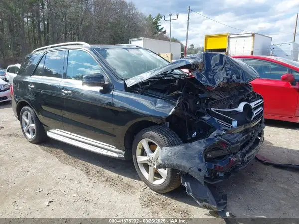 4JGDA5HB2JB084437 2018 MERCEDES-BENZ GLE - Image 1