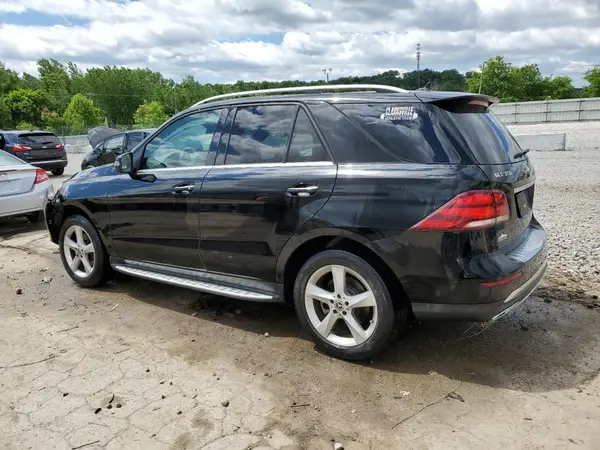 4JGDA5HB2JB086303 2018 MERCEDES-BENZ GLE - Image 2