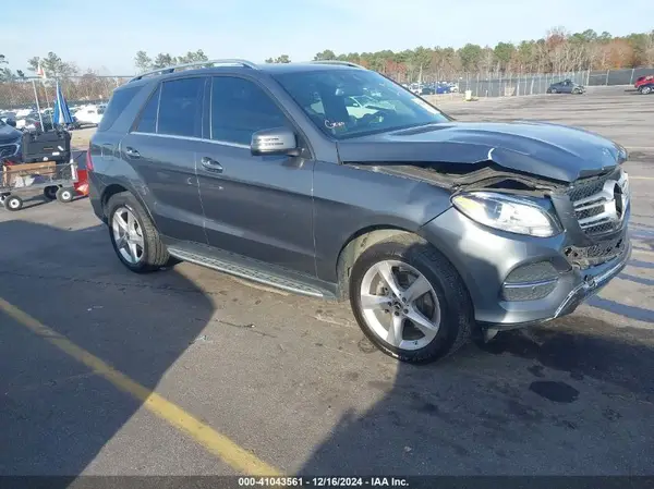 4JGDA5HB2JB106842 2018 MERCEDES-BENZ GLE - Image 1