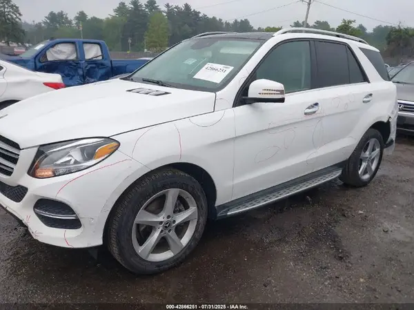 4JGDA5HB2JB116920 2018 MERCEDES-BENZ GLE - Image 2