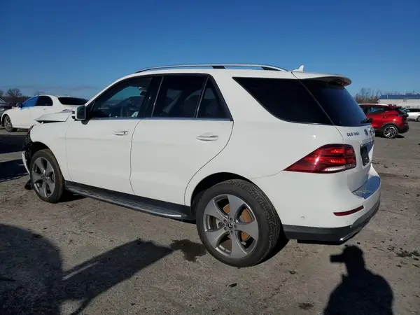 4JGDA5HB2JB174803 2018 MERCEDES-BENZ GLE - Image 2