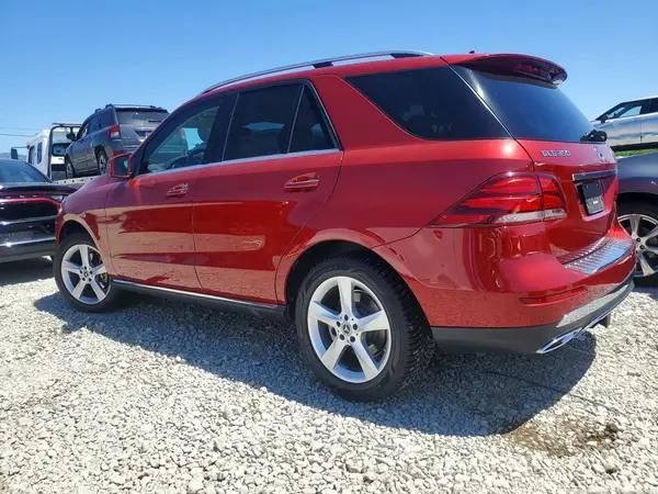 4JGDA5HB2JB182433 2018 MERCEDES-BENZ GLE - Image 2