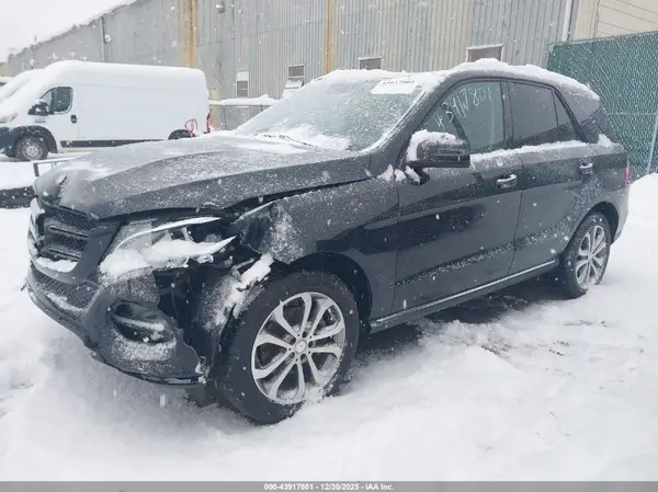 4JGDA5HB3GA630953 2016 MERCEDES-BENZ GLE - Image 2