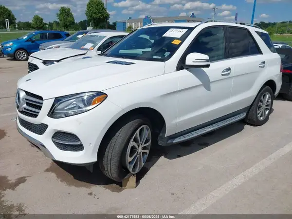 4JGDA5HB3GA666481 2016 MERCEDES-BENZ GLE - Image 2