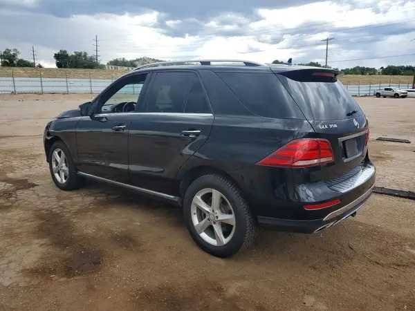 4JGDA5HB3GA700225 2016 MERCEDES-BENZ GLE - Image 2