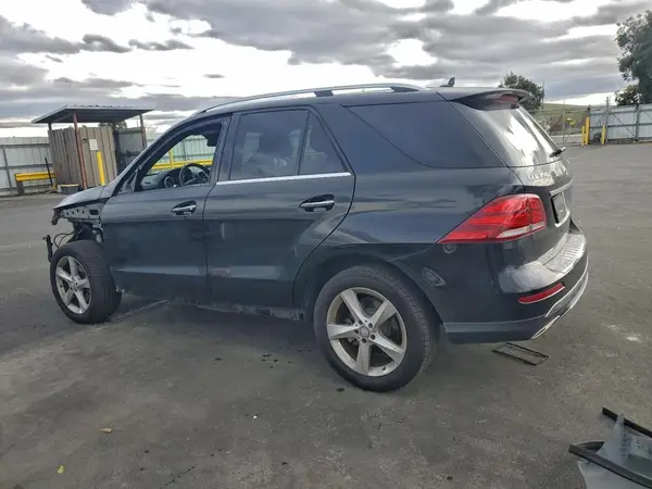 4JGDA5HB3GA707806 2016 MERCEDES-BENZ GLE - Image 2