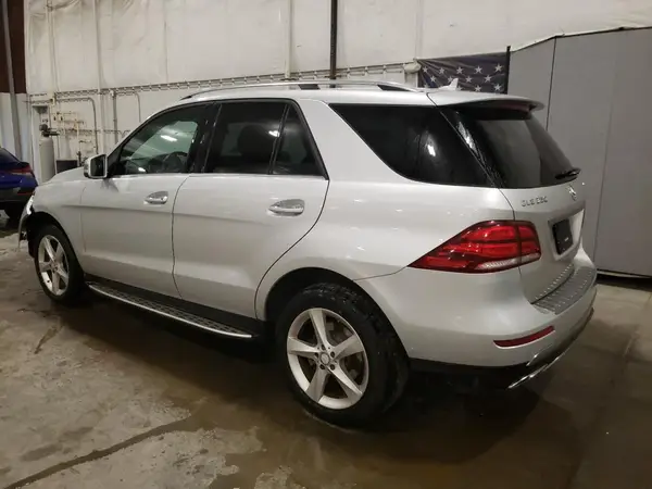 4JGDA5HB3GA769254 2016 MERCEDES-BENZ GLE - Image 2