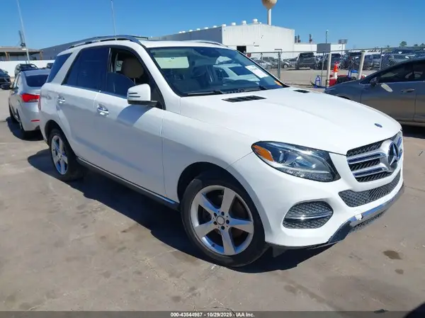 4JGDA5HB3GA777029 2016 MERCEDES-BENZ GLE - Image 1