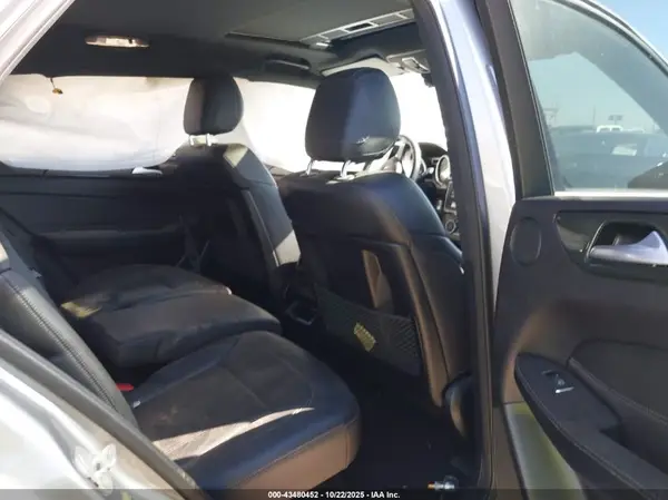 4JGDA5HB3GA782795 2016 MERCEDES-BENZ GLE - Image 8