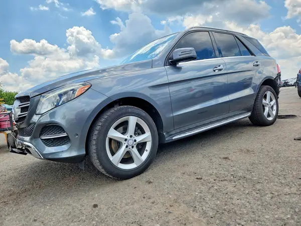 4JGDA5HB3HA879965 2017 MERCEDES-BENZ GLE - Image 1