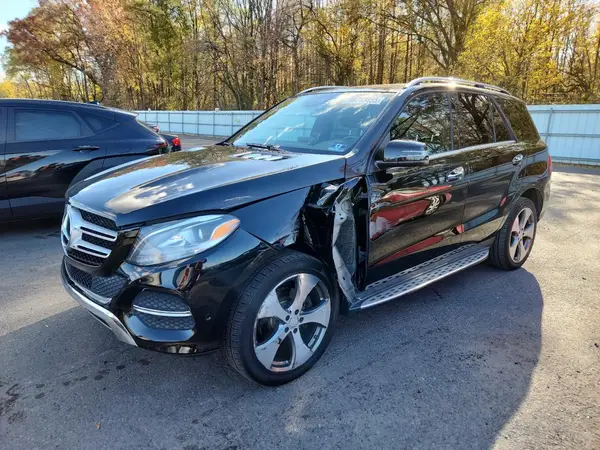 4JGDA5HB3HA888567 2017 MERCEDES-BENZ GLE - Image 1
