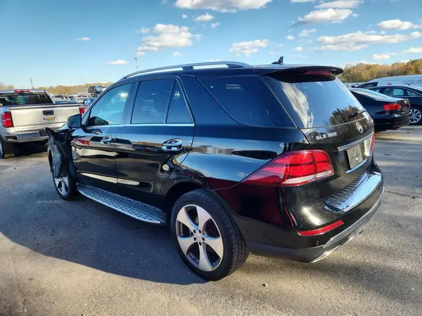 4JGDA5HB3HA888567 2017 MERCEDES-BENZ GLE - Image 2