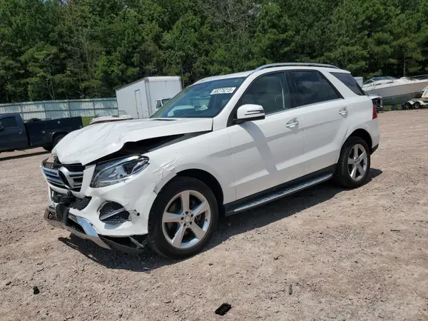 4JGDA5HB3HA889704 2017 MERCEDES-BENZ GLE - Image 1
