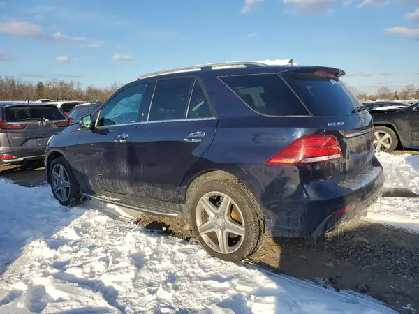 4JGDA5HB3HA900717 2017 MERCEDES-BENZ GLE - Image 2