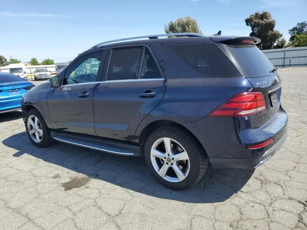 4JGDA5HB3HA907859 2017 MERCEDES-BENZ GLE - Image 2