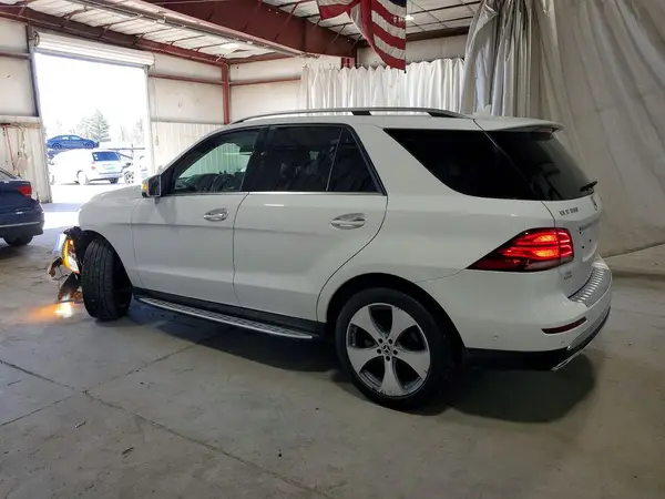 4JGDA5HB3HA913371 2017 MERCEDES-BENZ GLE - Image 2