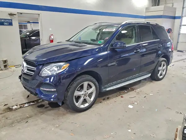 4JGDA5HB3HA914763 2017 MERCEDES-BENZ GLE - Image 1