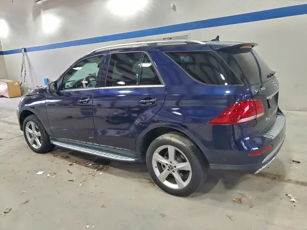 4JGDA5HB3HA914763 2017 MERCEDES-BENZ GLE - Image 2