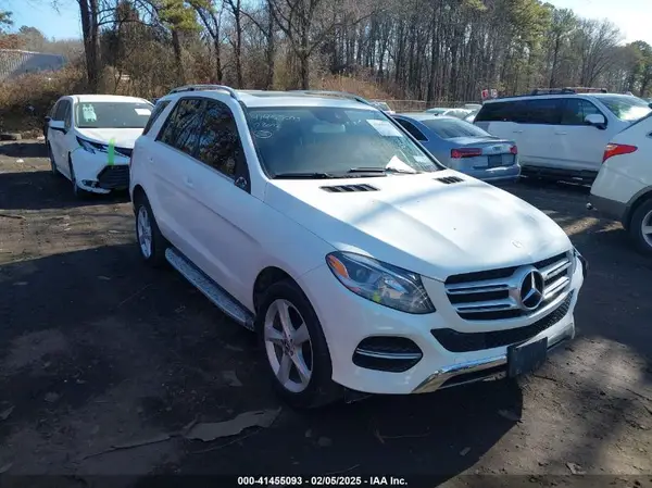 4JGDA5HB3HA949075 2017 MERCEDES-BENZ GLE - Image 1