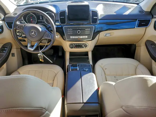 4JGDA5HB3HA950016 2017 MERCEDES-BENZ GLE - Image 8