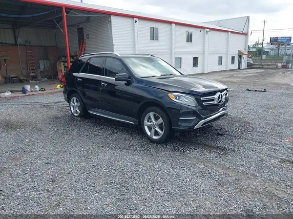 4JGDA5HB3HA951019 2017 MERCEDES-BENZ GLE - Image 1