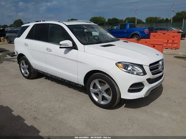 4JGDA5HB3HA963168 2017 MERCEDES-BENZ GLE - Image 1