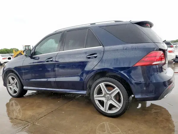 4JGDA5HB3JA995558 2018 MERCEDES-BENZ GLE - Image 2